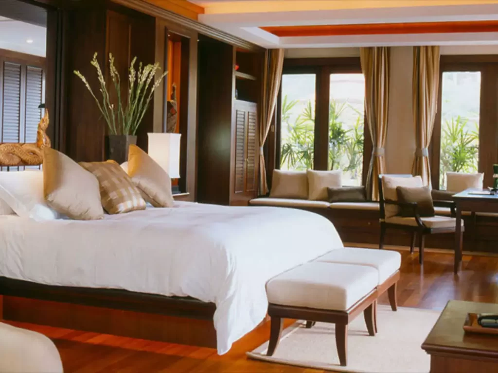 luxury private villas Thailand